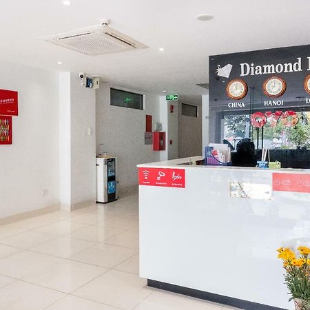 Oyo 284 Diamond Hotel ダナン市 エクステリア 写真