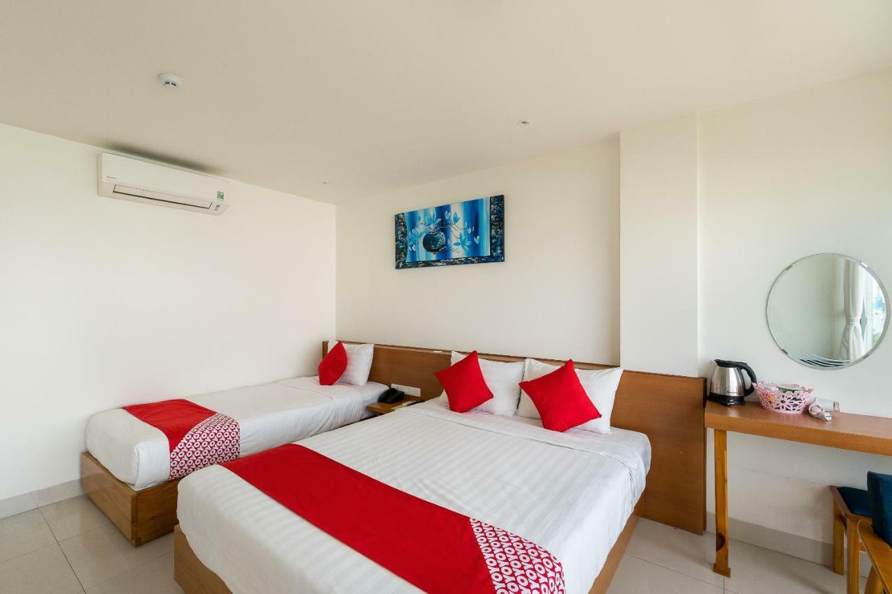Oyo 284 Diamond Hotel ダナン市 エクステリア 写真